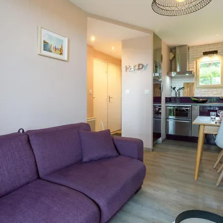 Les Corniches Du Mont Canisy By Interhome